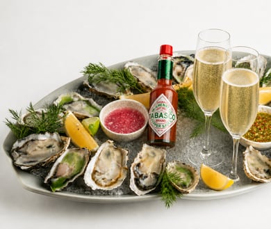 Oyster set 9 pcs & 2 Glasses Prosecco